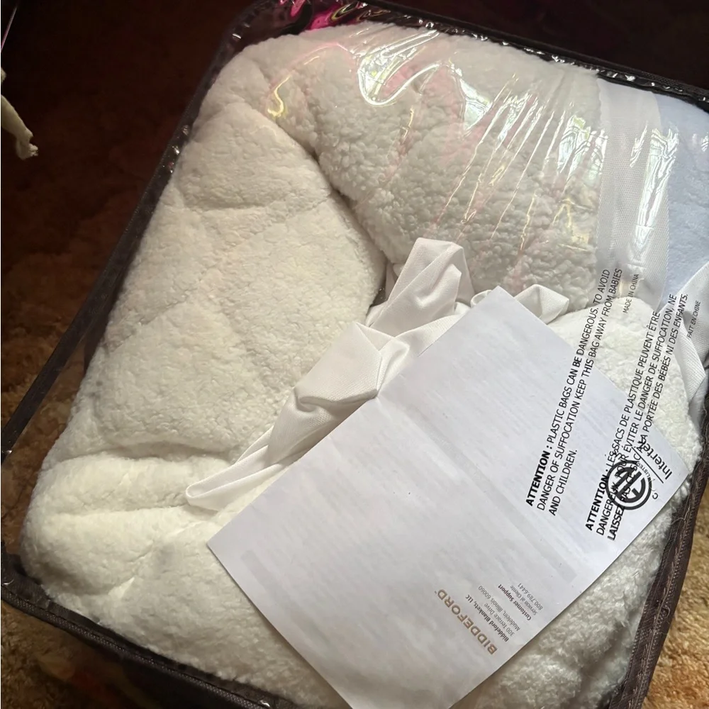 Biddeford White Sherpa Heated Mattress Pad - Plush Warmth King New in package